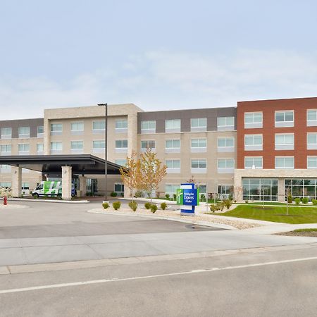Holiday Inn Express & Suites Madison By Ihg Екстер'єр фото